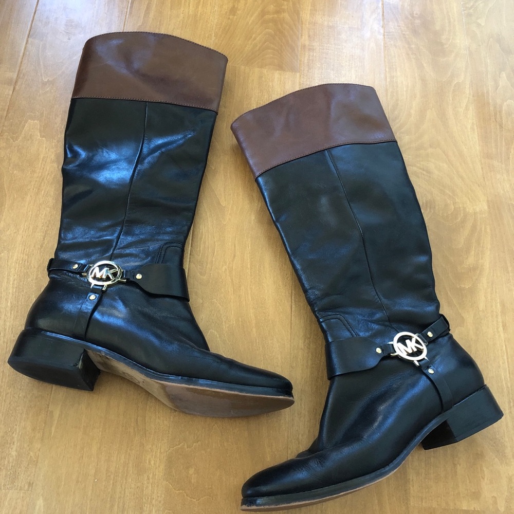 MIcheal Kors MK Boots